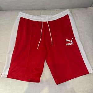Puma zippered shorts